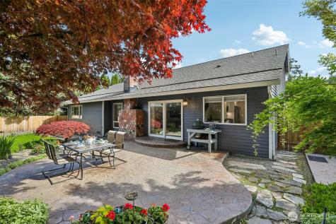 18906 SE 44th Place Issaquah WA 98027