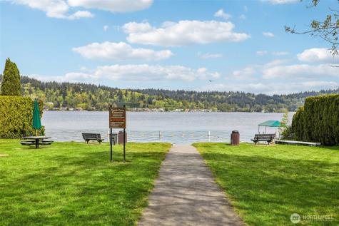 18906 SE 44th Place Issaquah WA 98027