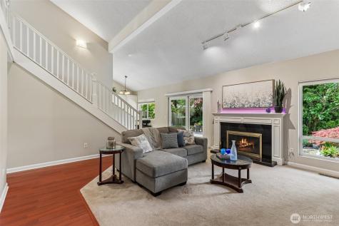 18906 SE 44th Place Issaquah WA 98027