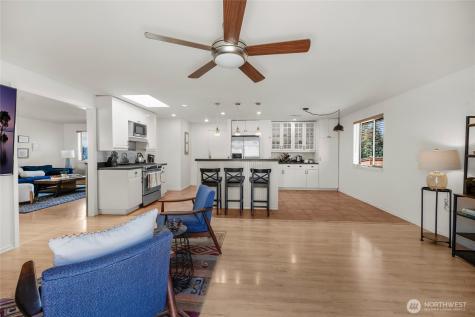 8851 48th Place W Mukilteo WA 98275