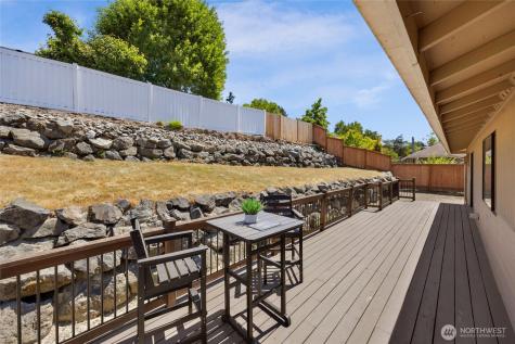 8851 48th Place W Mukilteo WA 98275