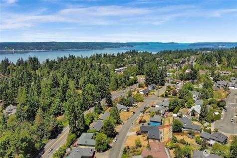 8851 48th Place W Mukilteo WA 98275