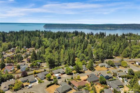 8851 48th Place W Mukilteo WA 98275