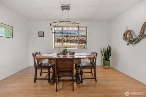 8851 48th Place W Mukilteo WA 98275