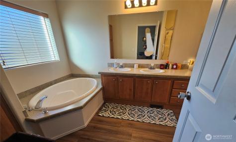7003 Ortelius Drive Ilwaco WA 98624