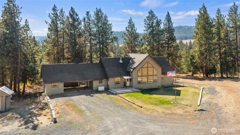 5855 Thorp Prairie Road Cle Elum WA 98922