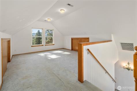 5855 Thorp Prairie Road Cle Elum WA 98922