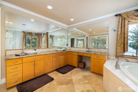 24123 Old Day Creek Road Sedro Woolley WA 98284