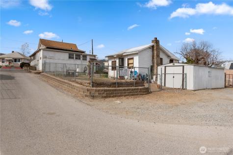 415 Walker Street Wenatchee WA 98801