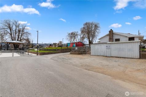 415 Walker Street Wenatchee WA 98801