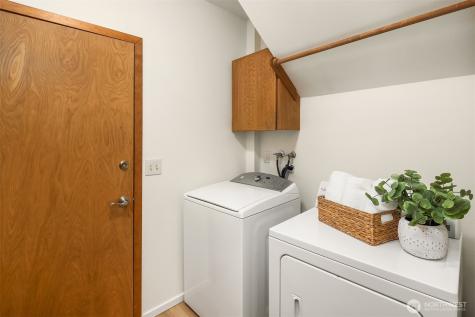 10622 184th Avenue NE Redmond WA 98052