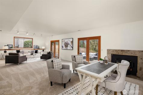 10622 184th Avenue NE Redmond WA 98052