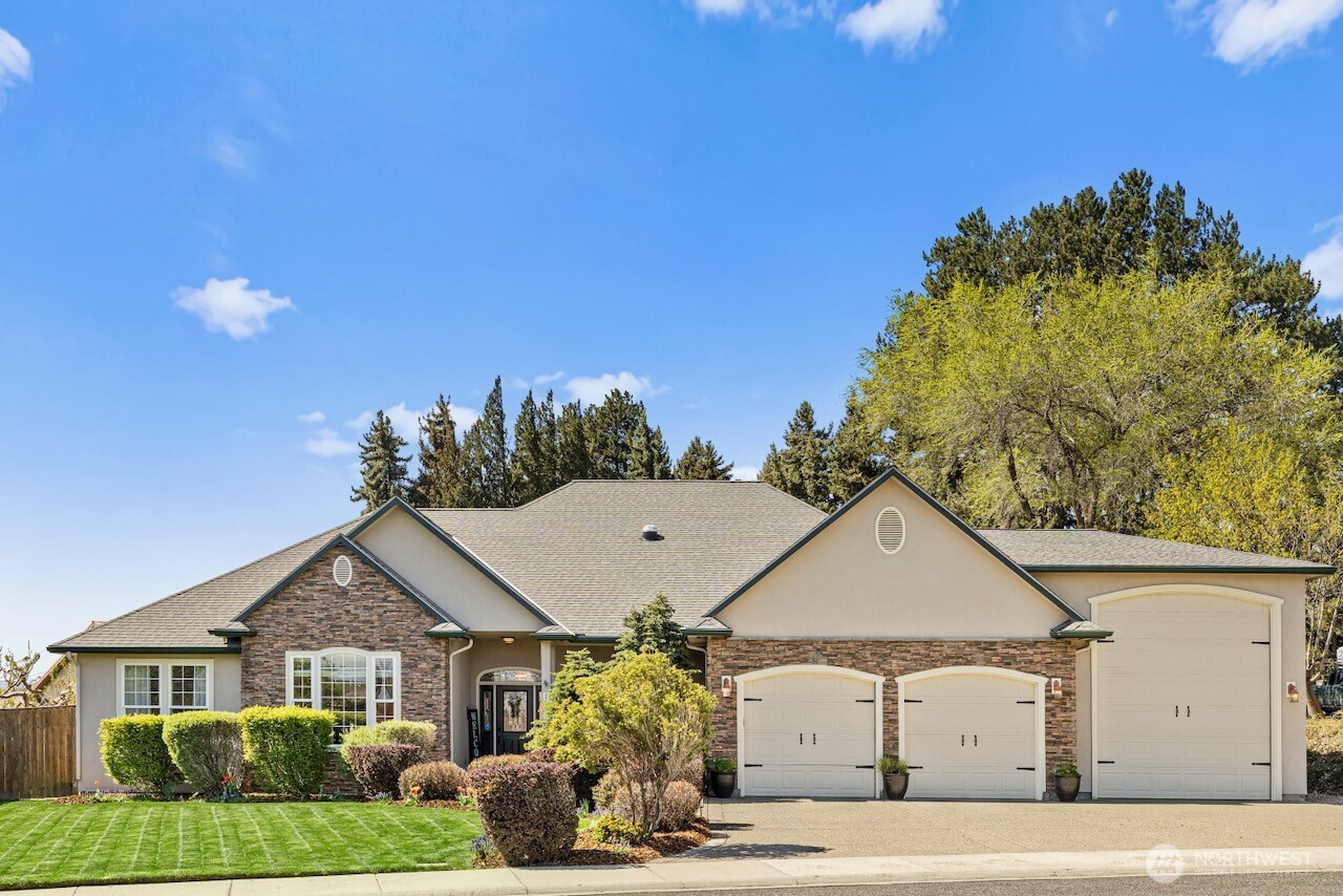 1203 N Canterbury Drive Ellensburg WA 98926
