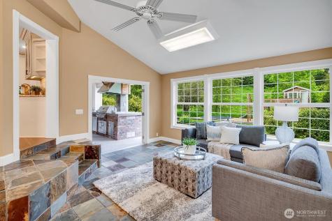 4511 238th Place SE Sammamish WA 98029