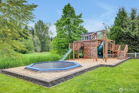4511 238th Place SE Sammamish WA 98029