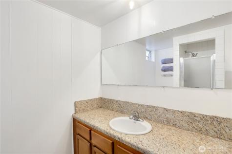 20405 1st Avenue S Normandy Park WA 98198