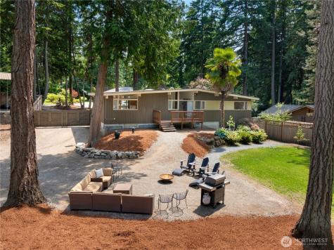 20405 1st Avenue S Normandy Park WA 98198