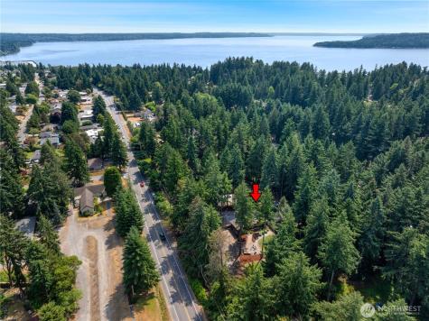 20405 1st Avenue S Normandy Park WA 98198