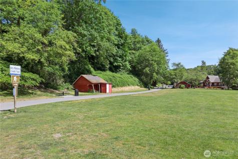 20405 1st Avenue S Normandy Park WA 98198