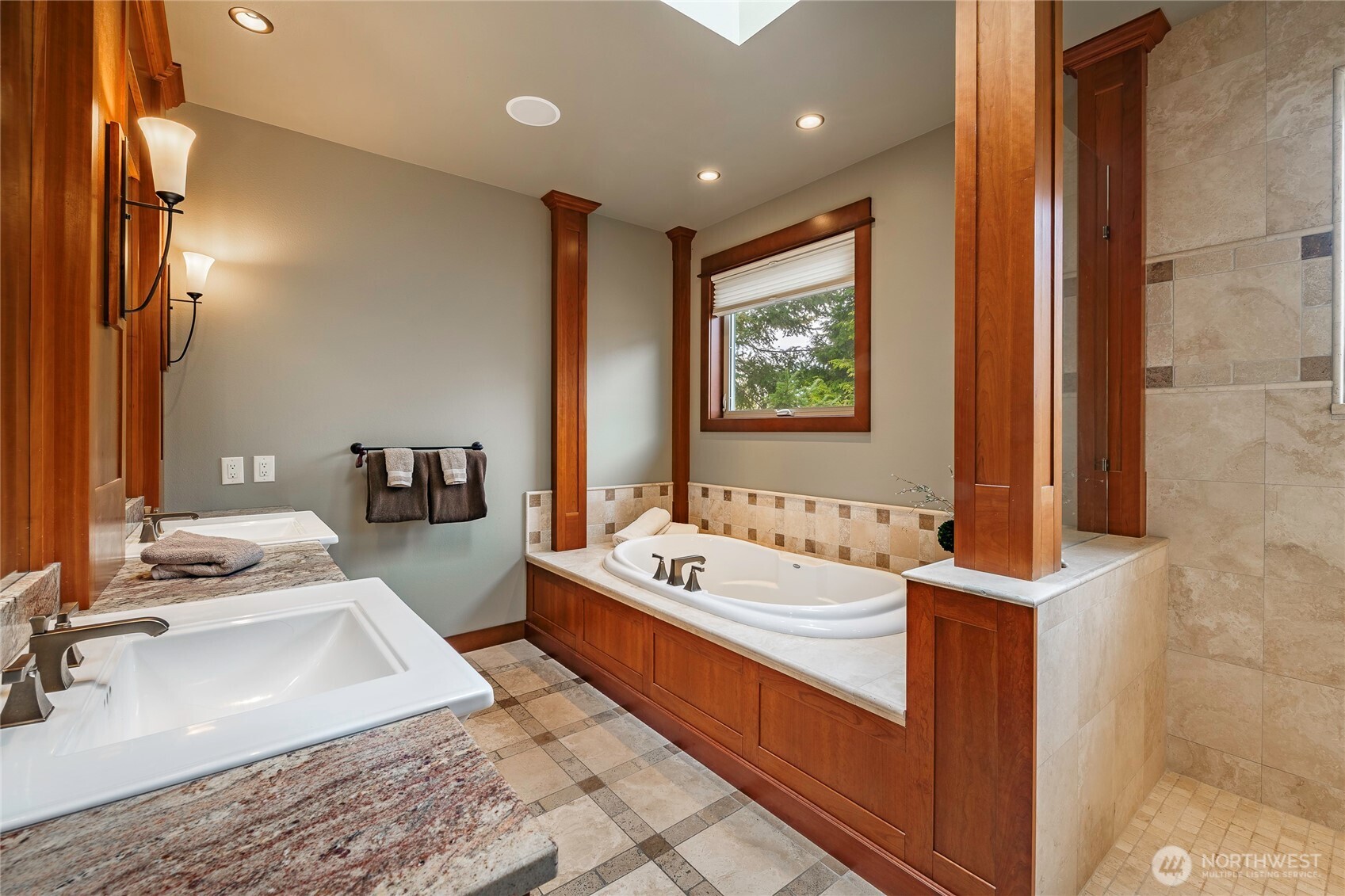 8771 Clubhouse Point Drive Blaine WA 98230