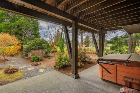 8771 Clubhouse Point Drive Blaine WA 98230