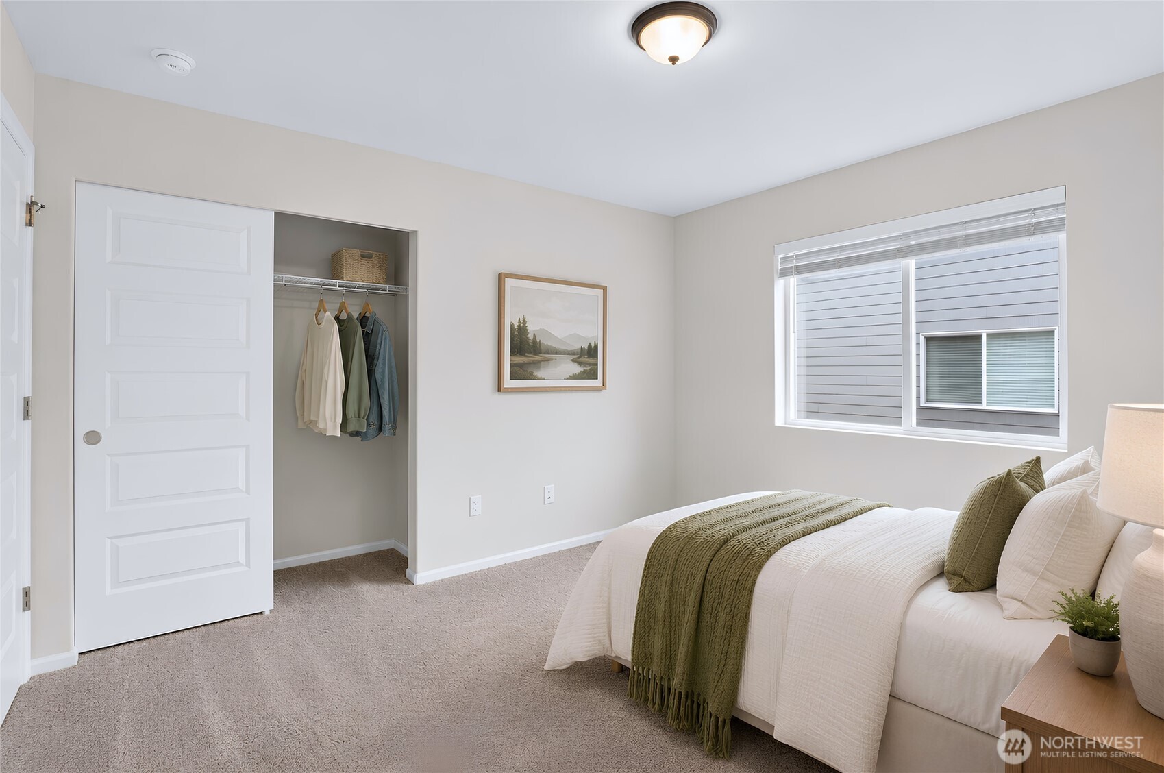 1198 Panoramic Loop Bremerton WA 98312