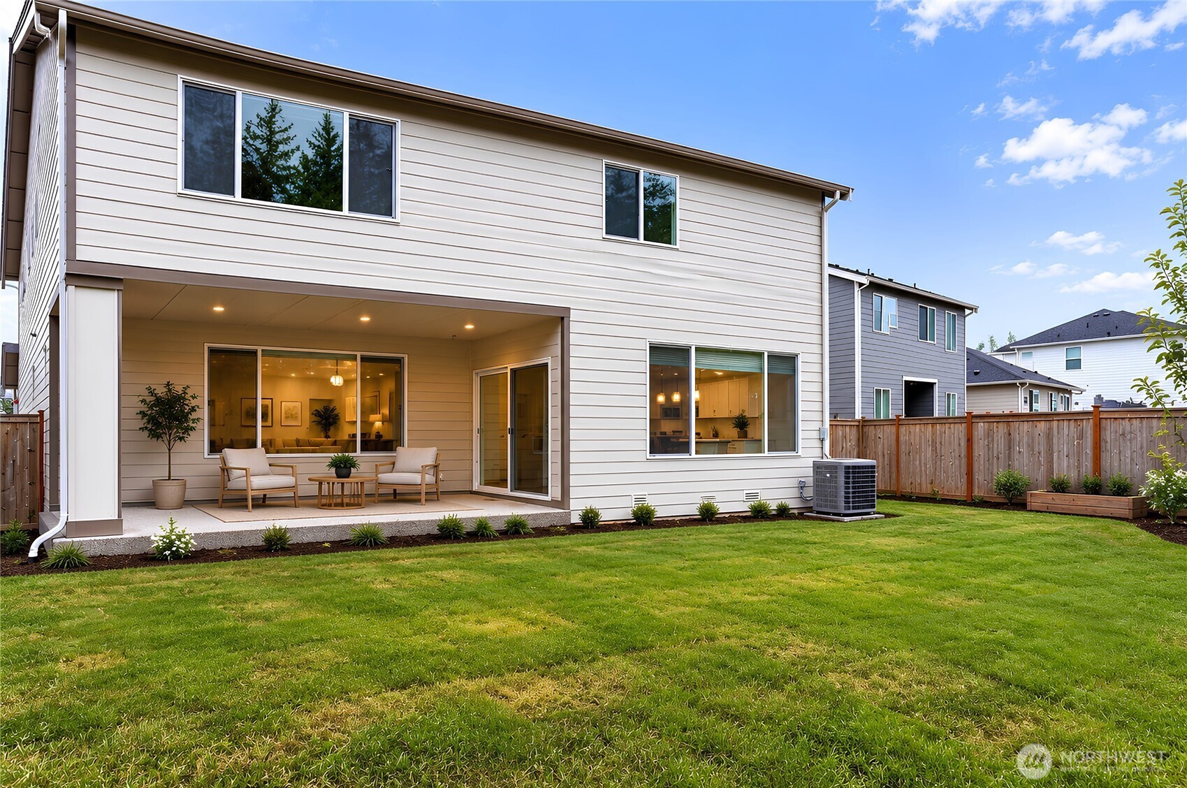 1198 Panoramic Loop Bremerton WA 98312