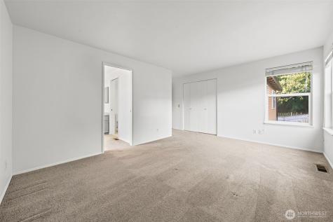 28813 14th Avenue S Federal Way WA 98003