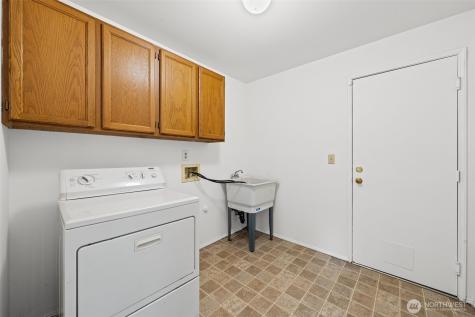 28813 14th Avenue S Federal Way WA 98003