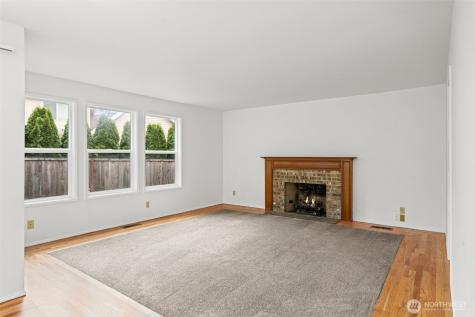 28813 14th Avenue S Federal Way WA 98003