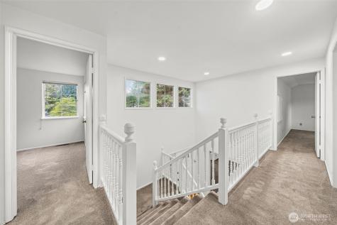 28813 14th Avenue S Federal Way WA 98003