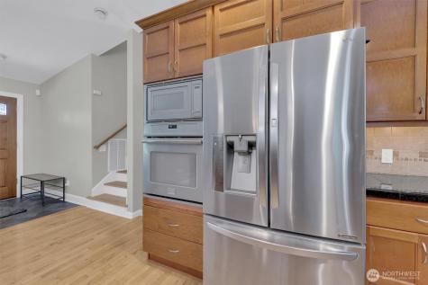 18803 156th Avenue NE Woodinville WA 98072