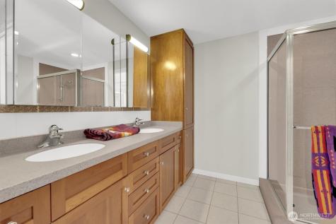 18803 156th Avenue NE Woodinville WA 98072