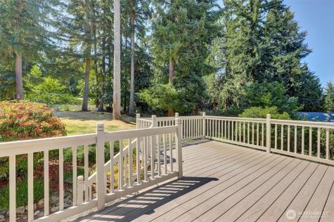 18803 156th Avenue NE Woodinville WA 98072