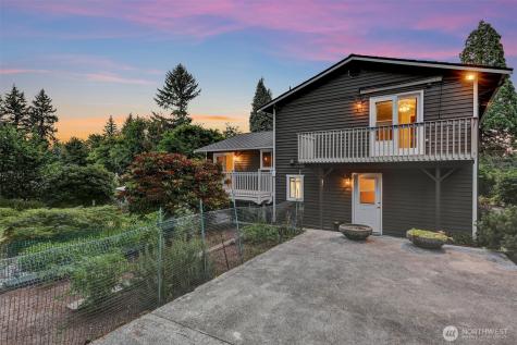 18803 156th Avenue NE Woodinville WA 98072
