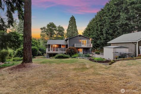 18803 156th Avenue NE Woodinville WA 98072