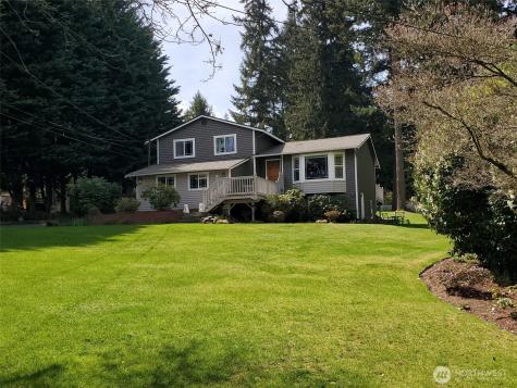 18803 156th Avenue NE Woodinville WA 98072