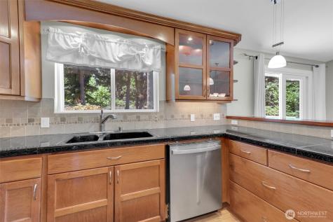 18803 156th Avenue NE Woodinville WA 98072