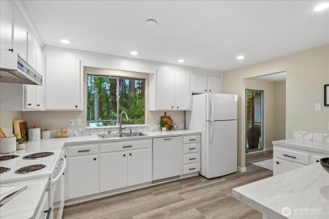 6723 158th Place SW Edmonds WA 98026