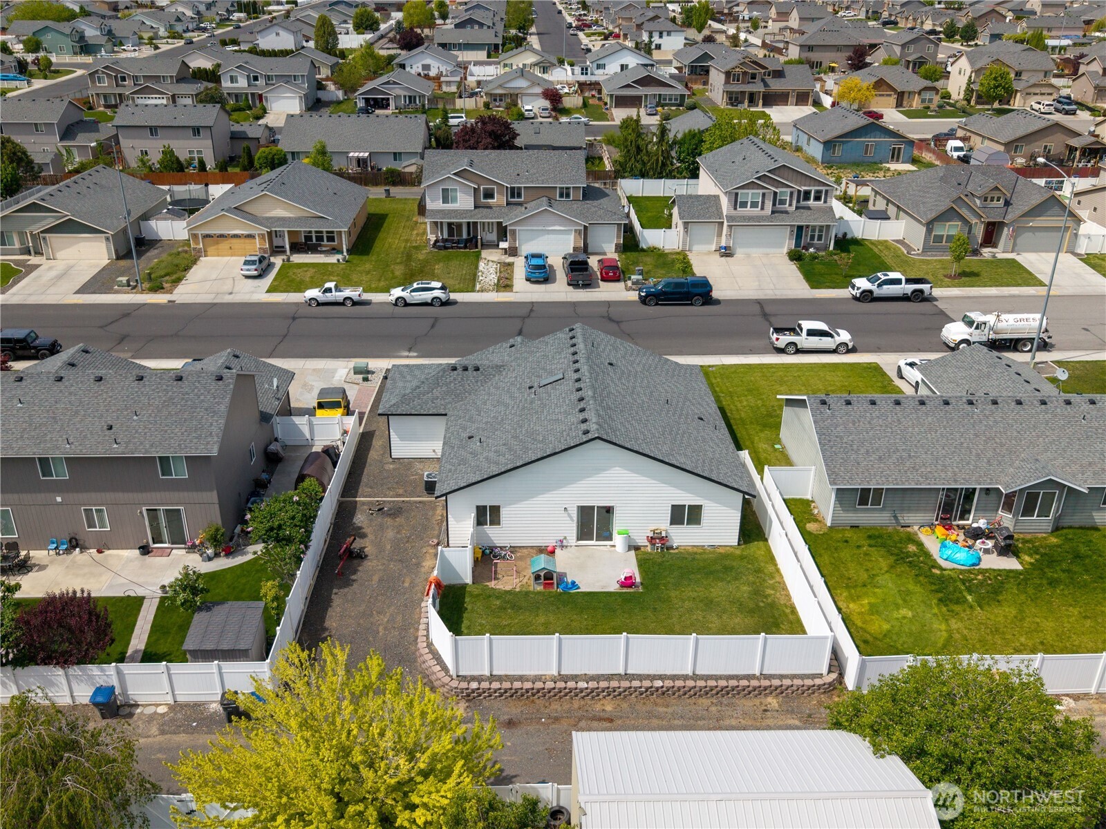 822 Willow Avenue NE Quincy WA 98848