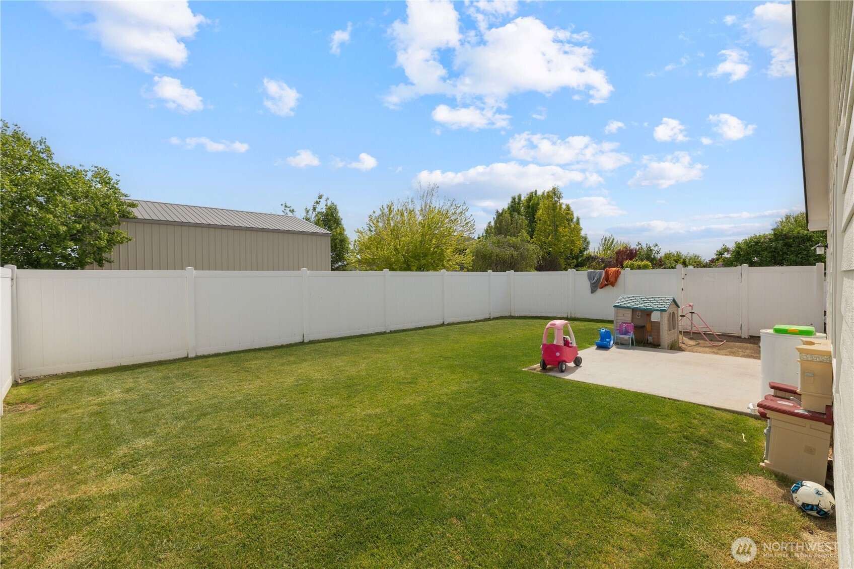 822 Willow Avenue NE Quincy WA 98848
