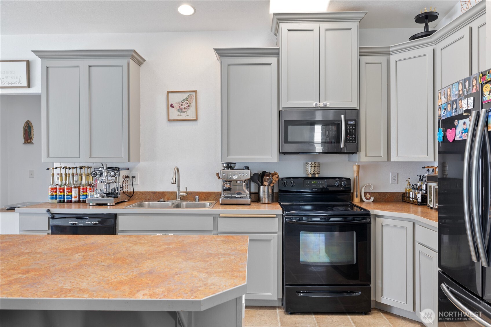 822 Willow Avenue NE Quincy WA 98848