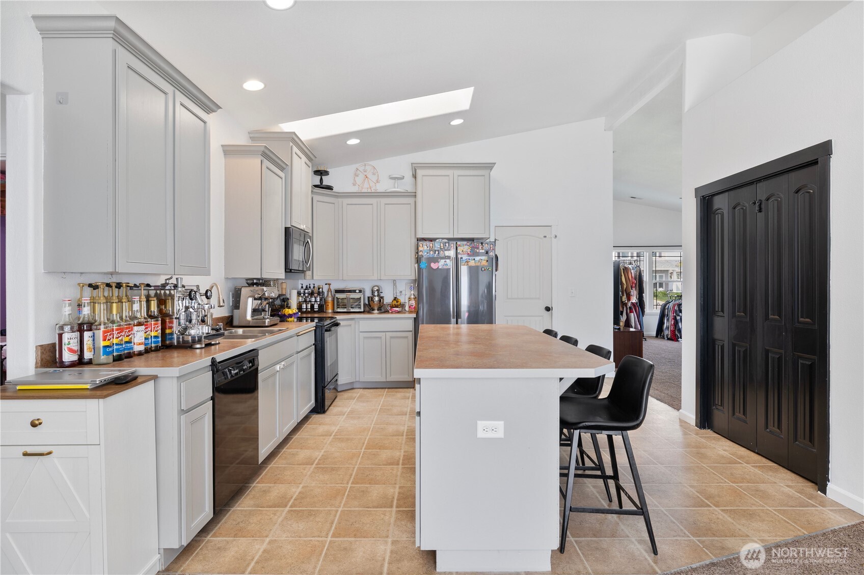 822 Willow Avenue NE Quincy WA 98848