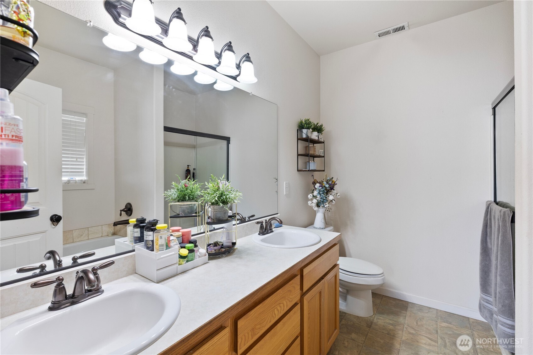 822 Willow Avenue NE Quincy WA 98848