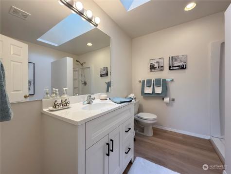 5300 Glenwood Avenue Everett WA 98203