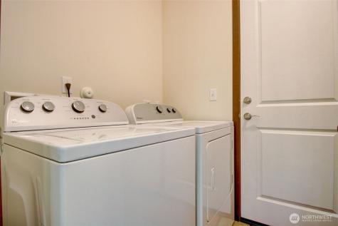 1990 Fraser Avenue Mount Vernon WA 98274
