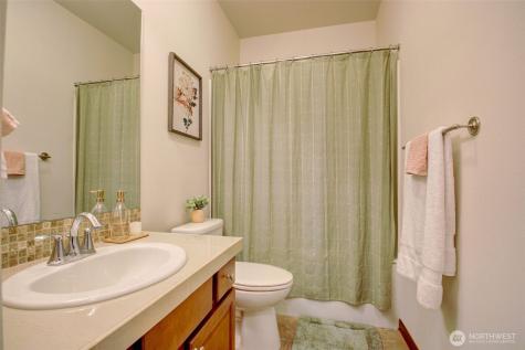 1990 Fraser Avenue Mount Vernon WA 98274