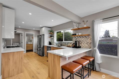 7901 16th Avenue SW Seattle WA 98106