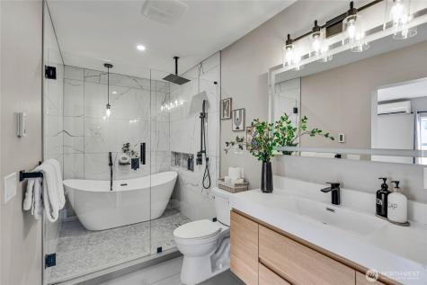 7901 16th Avenue SW Seattle WA 98106