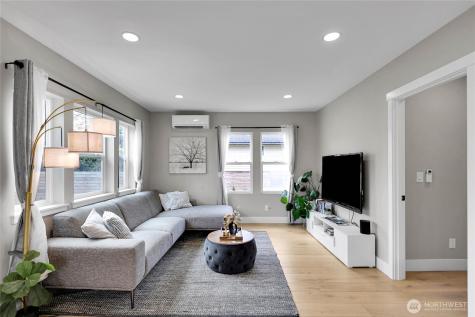 7901 16th Avenue SW Seattle WA 98106